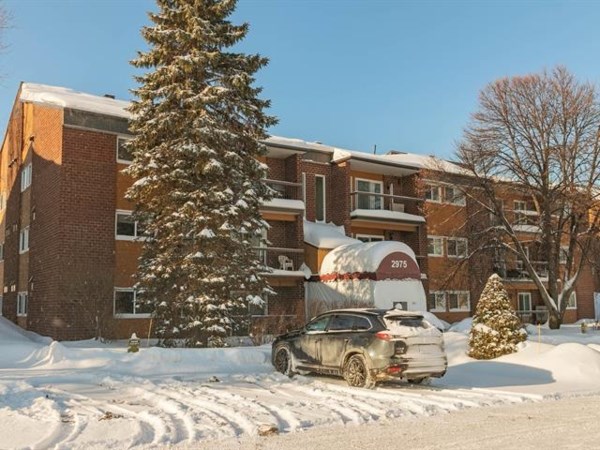 Condo for sale (Quebec North Shore)