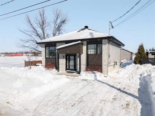 Duplex for sale (Montérégie)