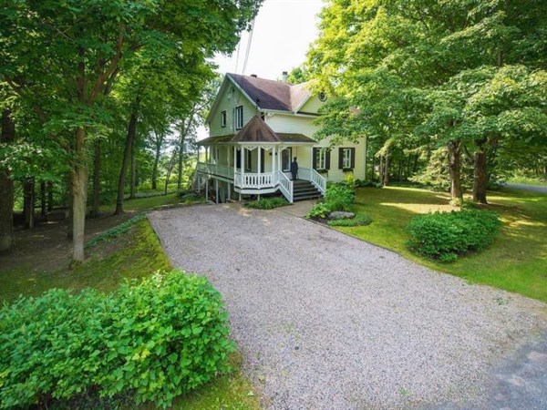 Detached house for rent (Quebec North Shore)