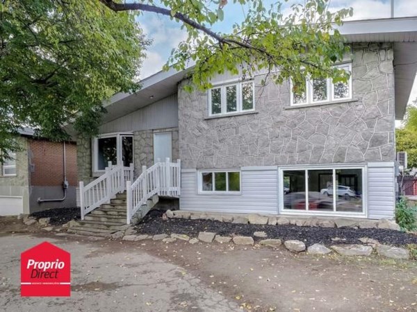 Split-level for sale (Laval)