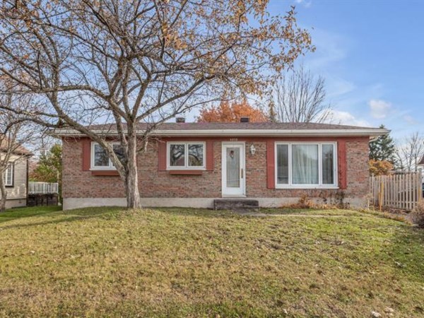 Bungalow for sale (Quebec North Shore)