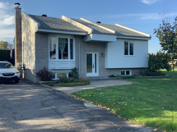 Bungalow for sale (Laurentides)