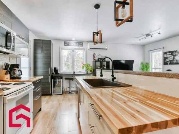 Bungalow for sale (Lanaudière)
