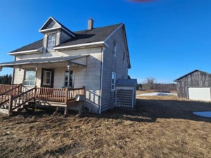 16393791 - One-and-a-half-storey house for sale