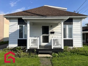 25199283 - One-and-a-half-storey house for sale