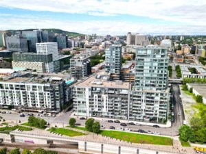 24743160 - Condo à vendre