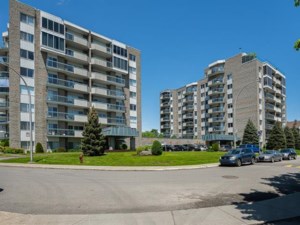 18048645 - Condo à vendre