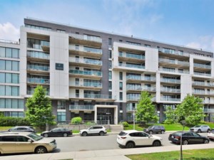 11889818 - Condo à vendre