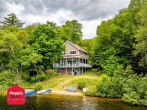 18370477 - Maison à étages à vendre