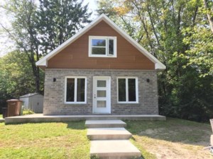 20809879 - Maison à étages à vendre